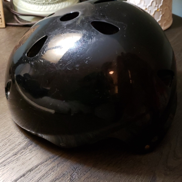 Street Surfing Bike Skate/Waveboard Safety Helmut - Picture 12 of 14